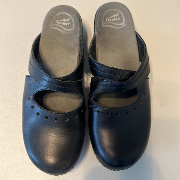 Dansko Black with cute cutout - Sz 40 US 9.5 - Picture 3 of 8